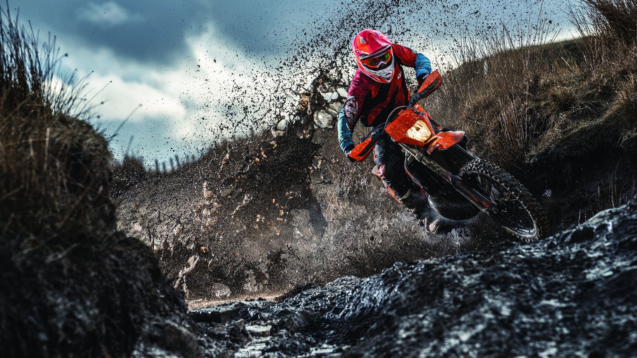 中超“湘江德比”湖南湘涛主场1比0小胜长春亚泰 球迷热情高涨